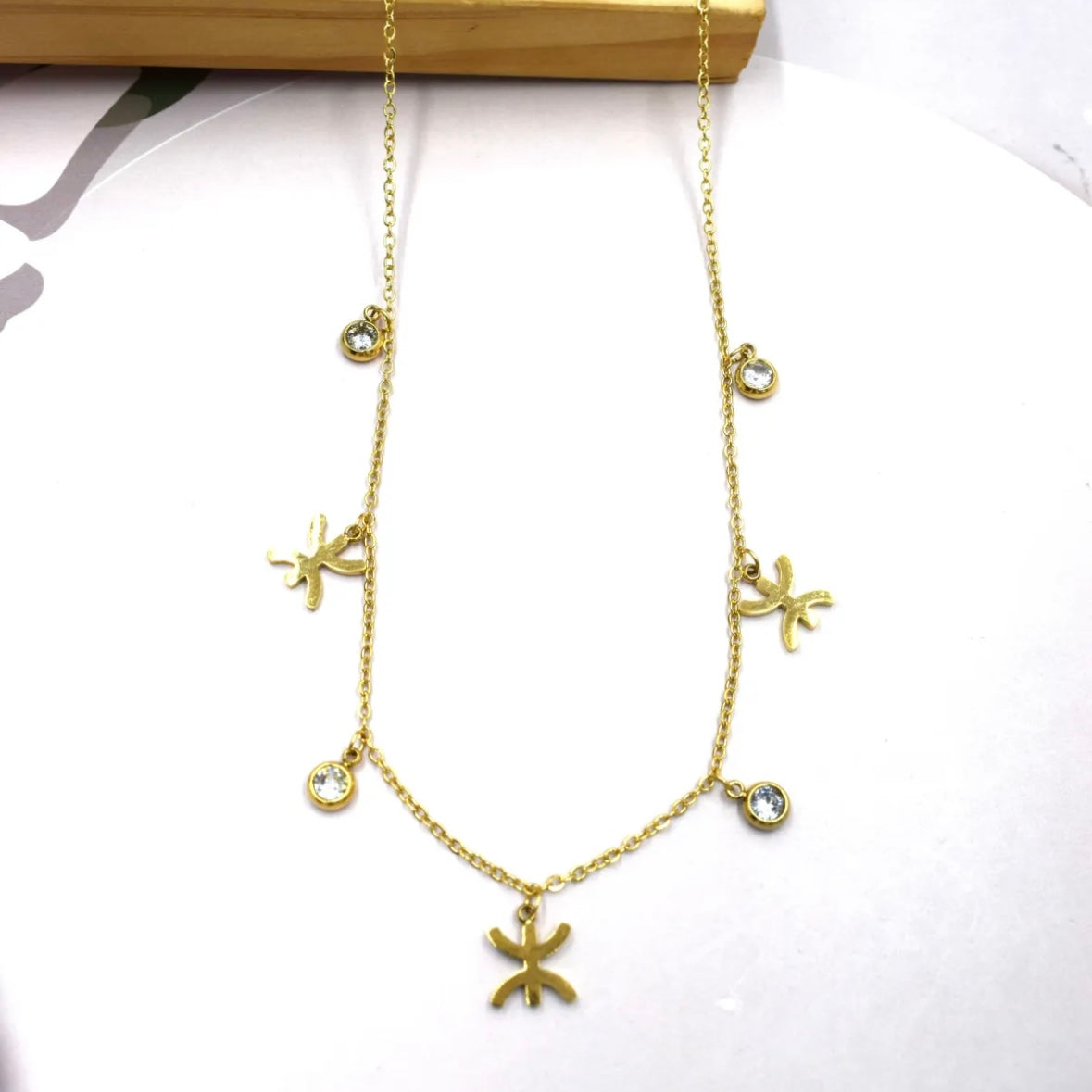 Collier Abi